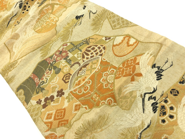 アンティーク　鶴・松・貝桶模様織出し名古屋帯（262.0cm）（材料）